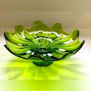 L.E. smith green glass footed compote